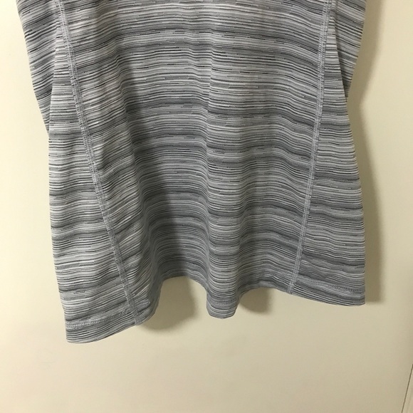 Lululemon athletica scoop back tank top with built in shelf bra size 6 - Picture 9 of 11